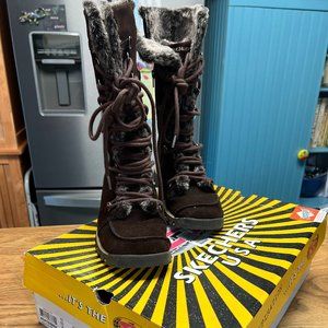 NWT Skechers USA Fur Lined Boots Size 7.5